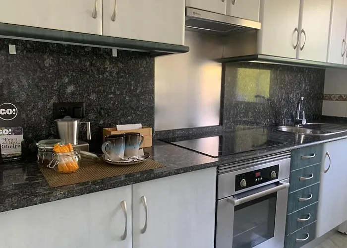 Grey House - Feel The Vibe Daire